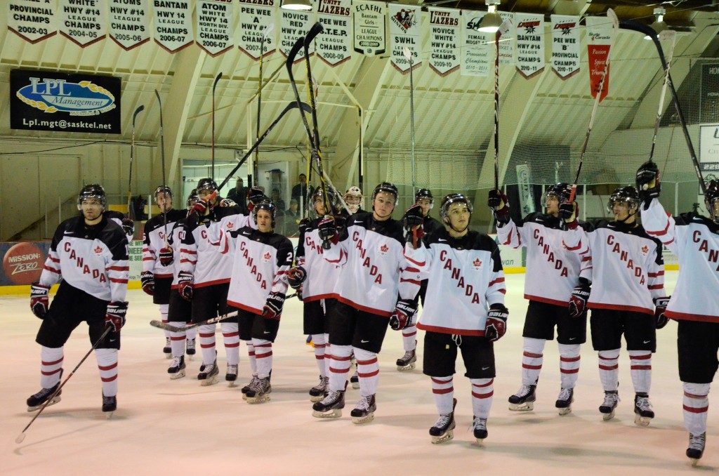 hockey salute H