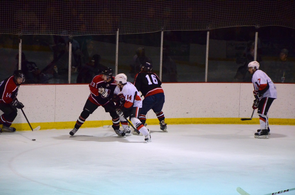 miners puck battle