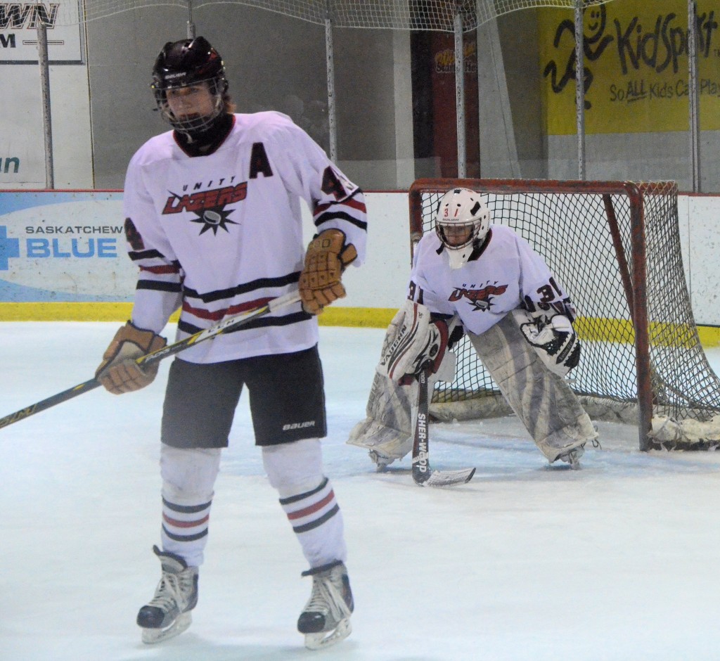 bantams guarding goal2