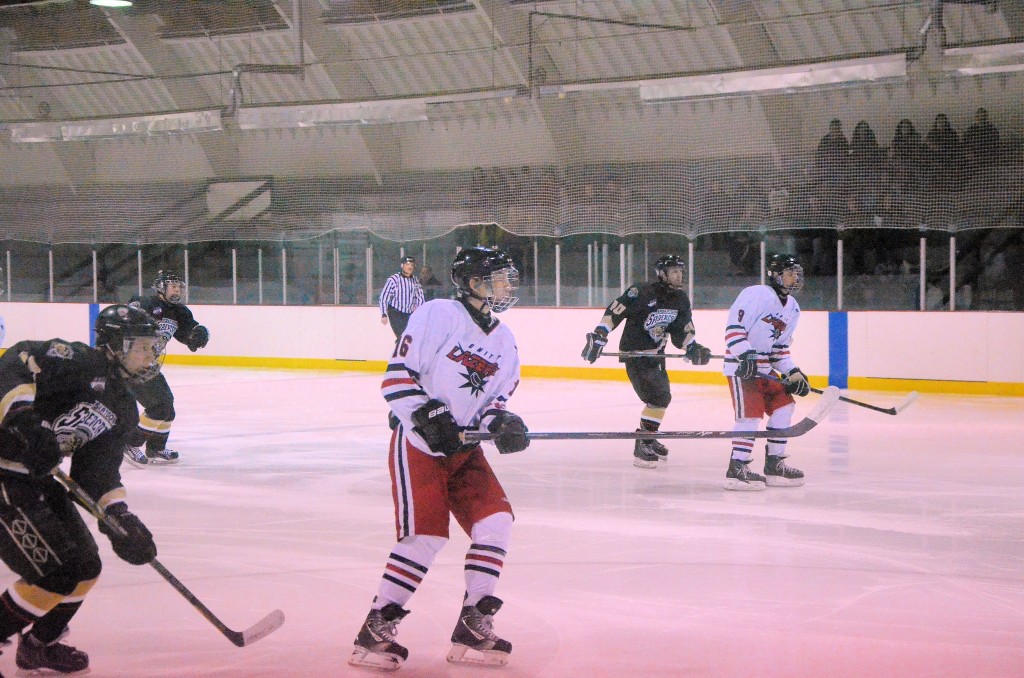 midgets eyes on play