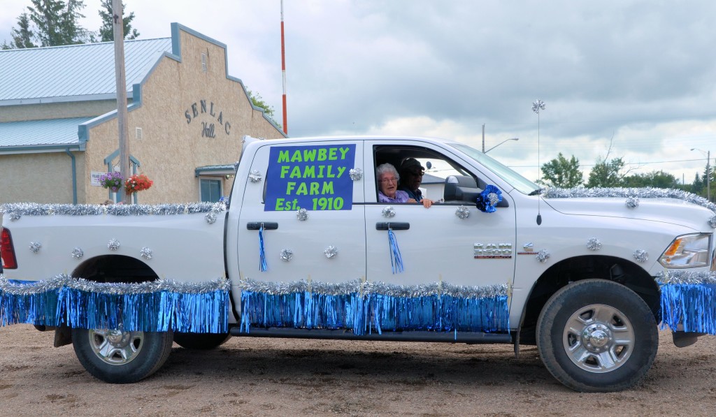 Senlac parade