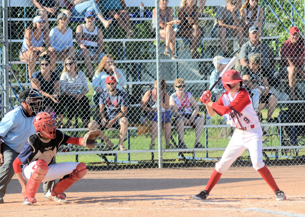 7786 baseball bantams NB @ bat